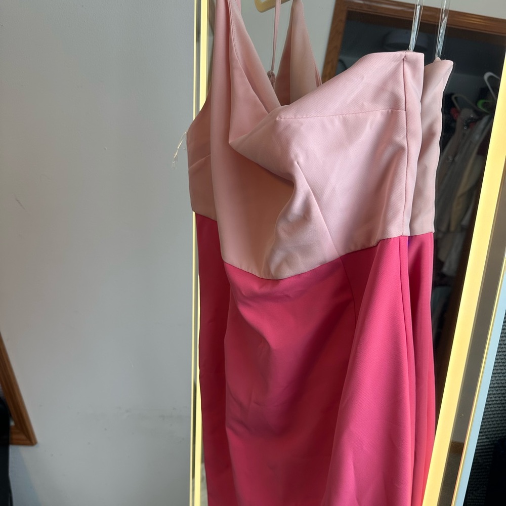 Pink lily dress size L